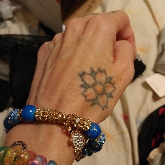 Blue and gold beaded bracelet - Picture 3 of 6